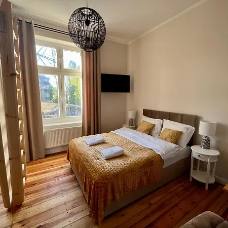 Agapella Apartamenty- Foksal Homestay *